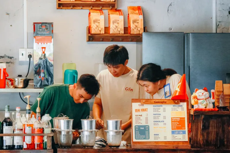 The Education That Happened Before School: What Vietnamese-American Kids Pick Up Just From Watching Mom and Dad Work