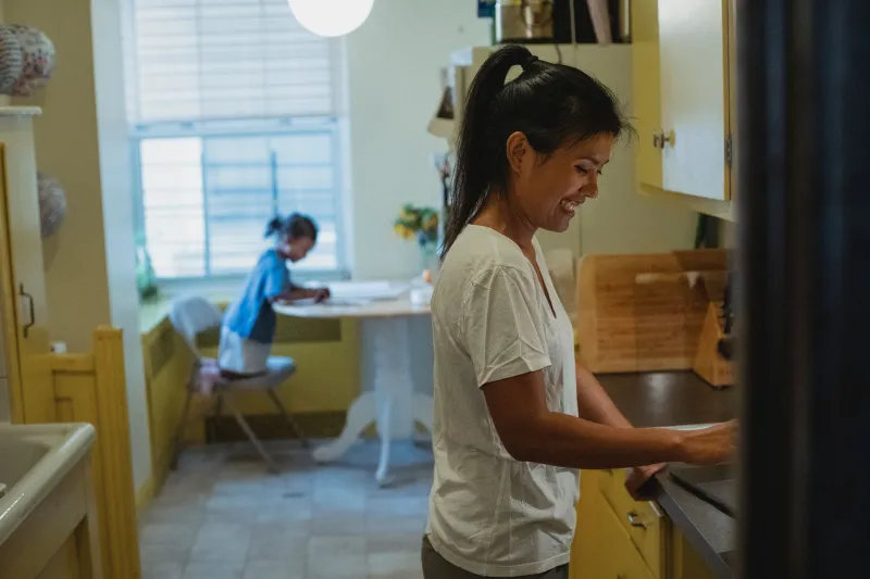 When the Kids Become the Translators: The Beautiful, Messy Language Loop Inside Vietnamese-American Homes